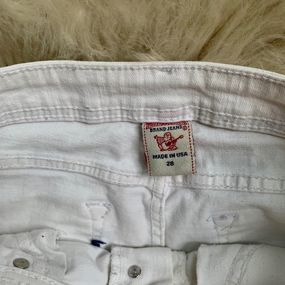 True Religion white denim shorts - Picture 5 of 6